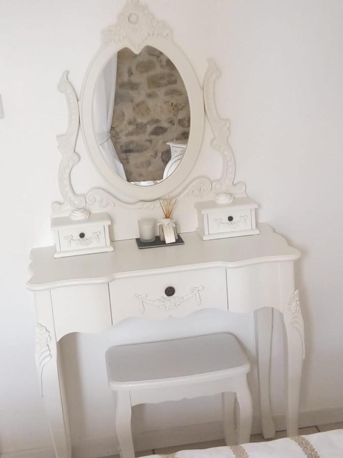 Maison De L'Amour Apartment Chardonnay Assignan Kültér fotó